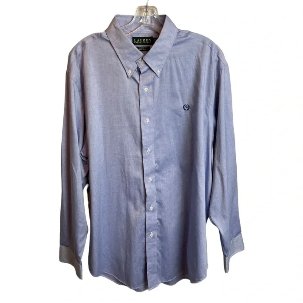 LAUREN Ralph Lauren‎ button up top. In excellent condition.